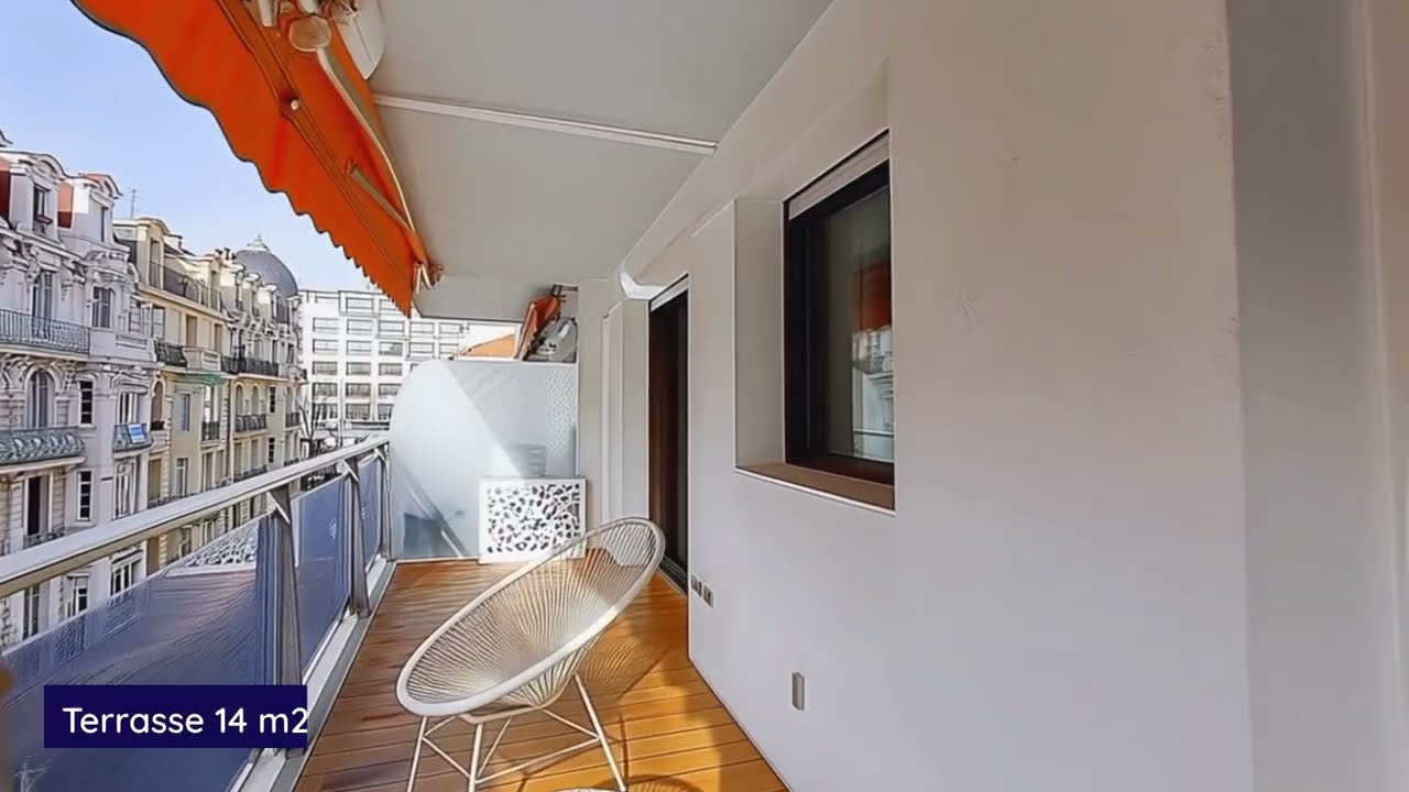 NICE/COEUR CARRÉ D'OR APPARTEMENT 2 PIÈCES LUXUEUSEMENT RÉNOVÉ TERRASSE 14 M2 585 000€