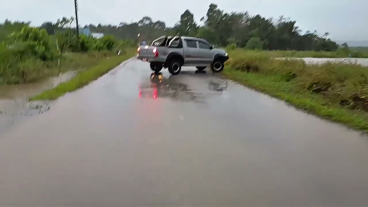 BANJIR KAMPUNG SELAMPIT LUNDU