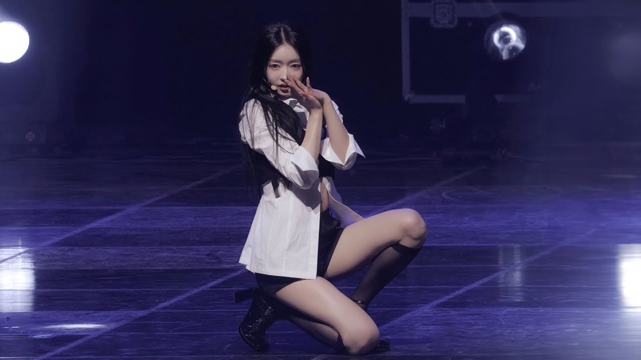 [4K] 241109 오마이걸 유아 Classified 직캠 (OH MY GIRL YOOA FanCam)