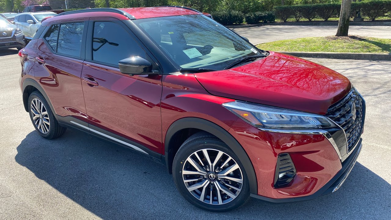 2021 Nissan Kicks SR Test Drive & Review