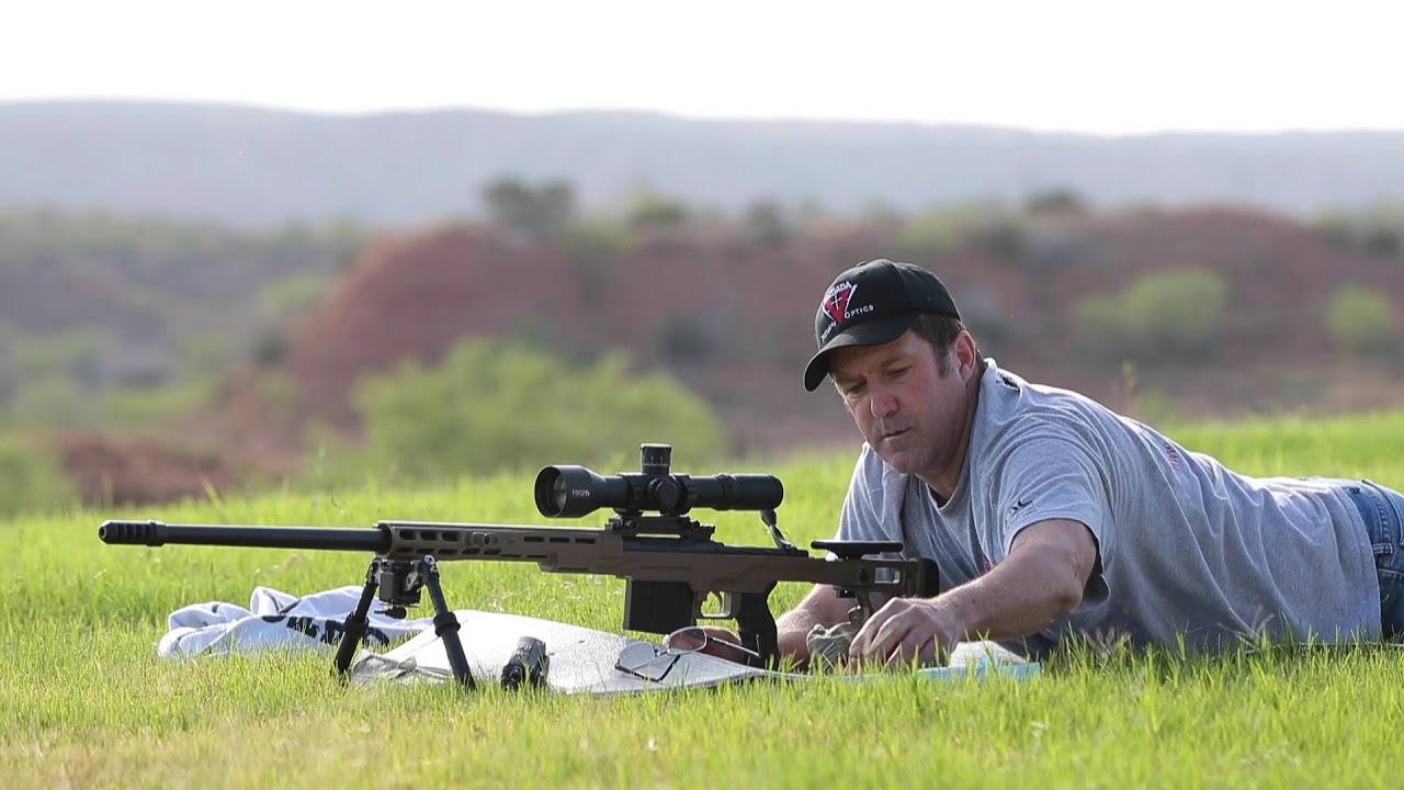 1.7 mile Long Range Shot (7-300 Rifle shooting Berger 195s) with the Valdada G2, worlds best Scope.