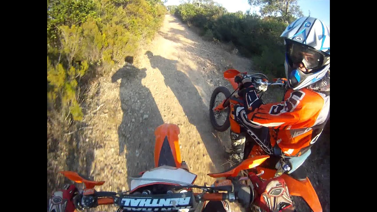 Ktm 125 Enduro riding