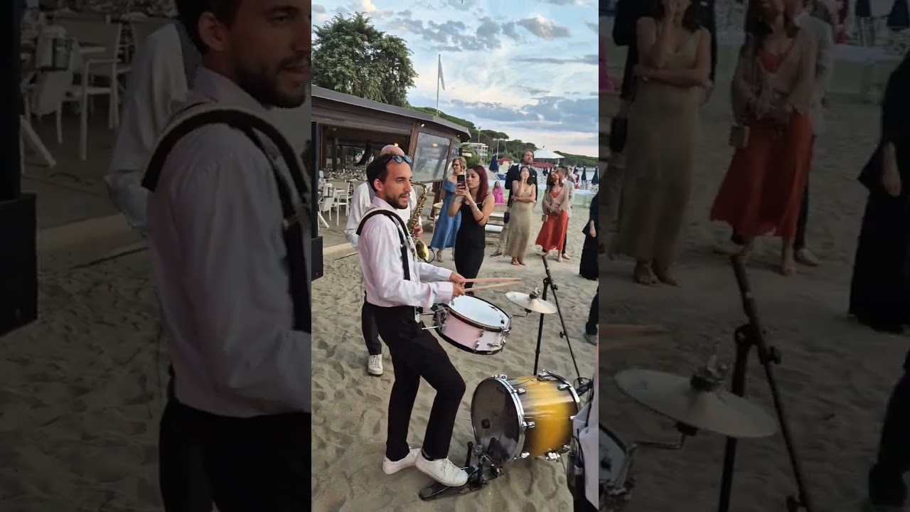 Wedding roaming Avici