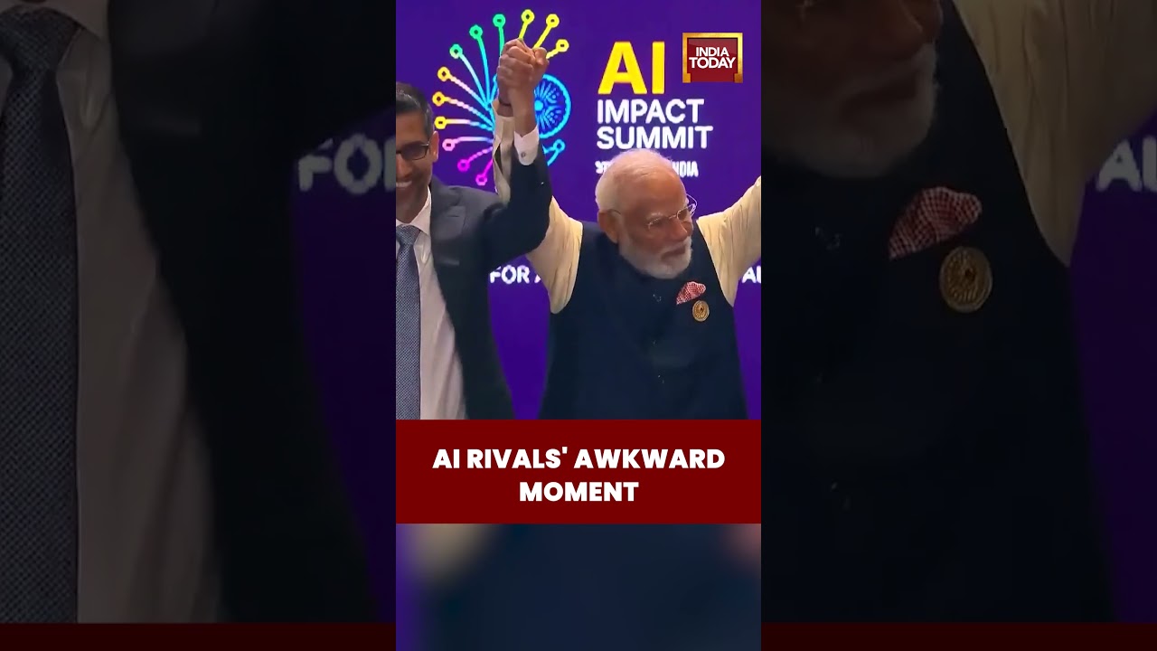 Sam Altman & Dario Amodei Skip Unity Gesture at Delhi AI Summit | PM Modi Looks On | #indiaaisummit