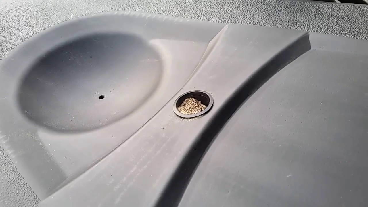 Easiest Way To Fill Basketball Base With Sand. Easy DIY for $5!