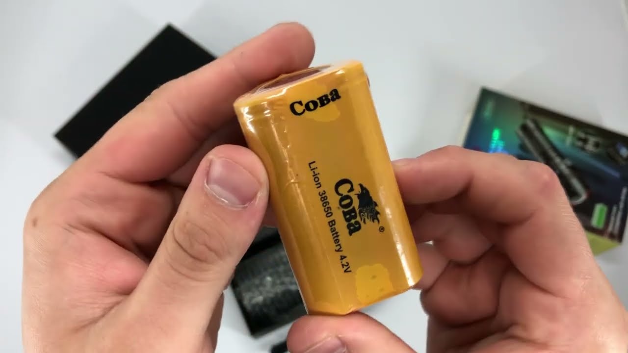 Відео огляд: Ліхтар CB-B53-TG, 3х18650, power bank