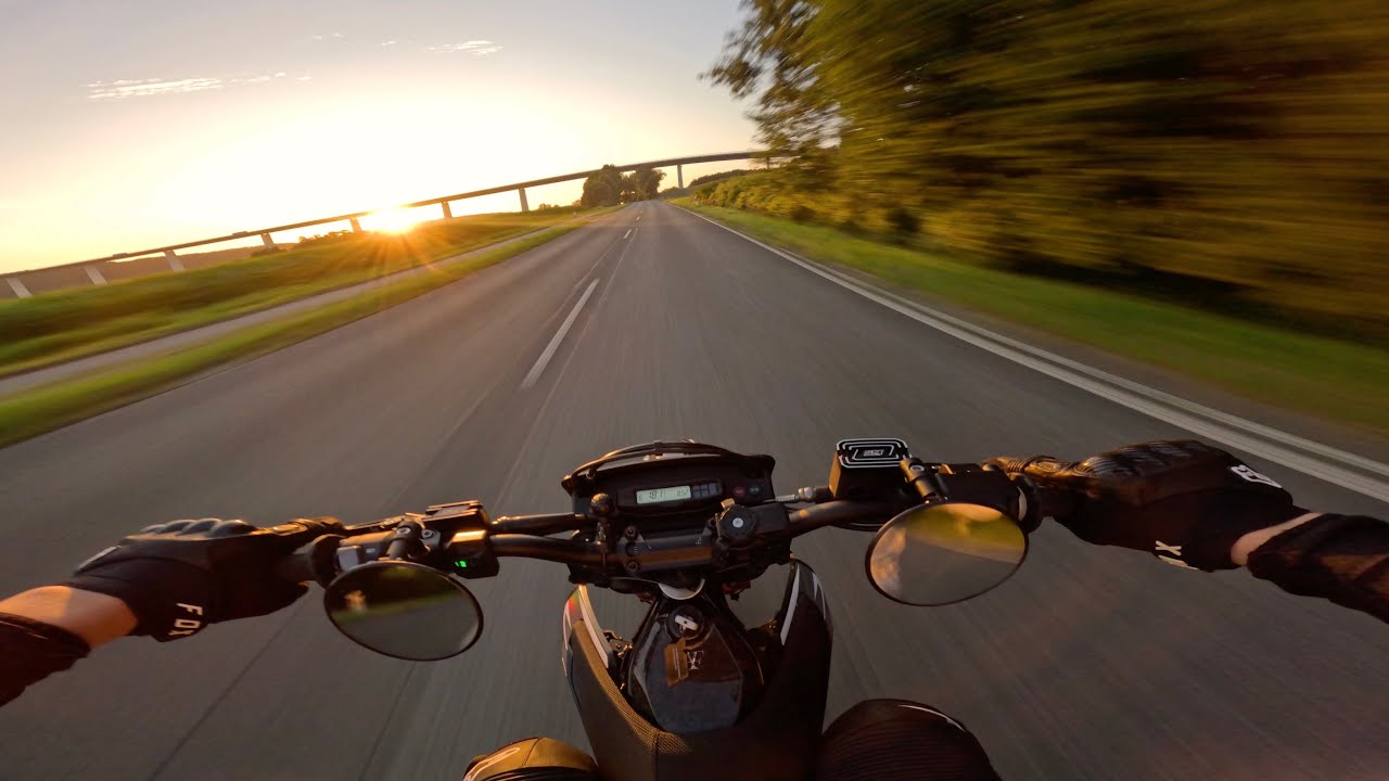 Chasing the Sunset on my Husqvarna 701/ RAW Exhaust