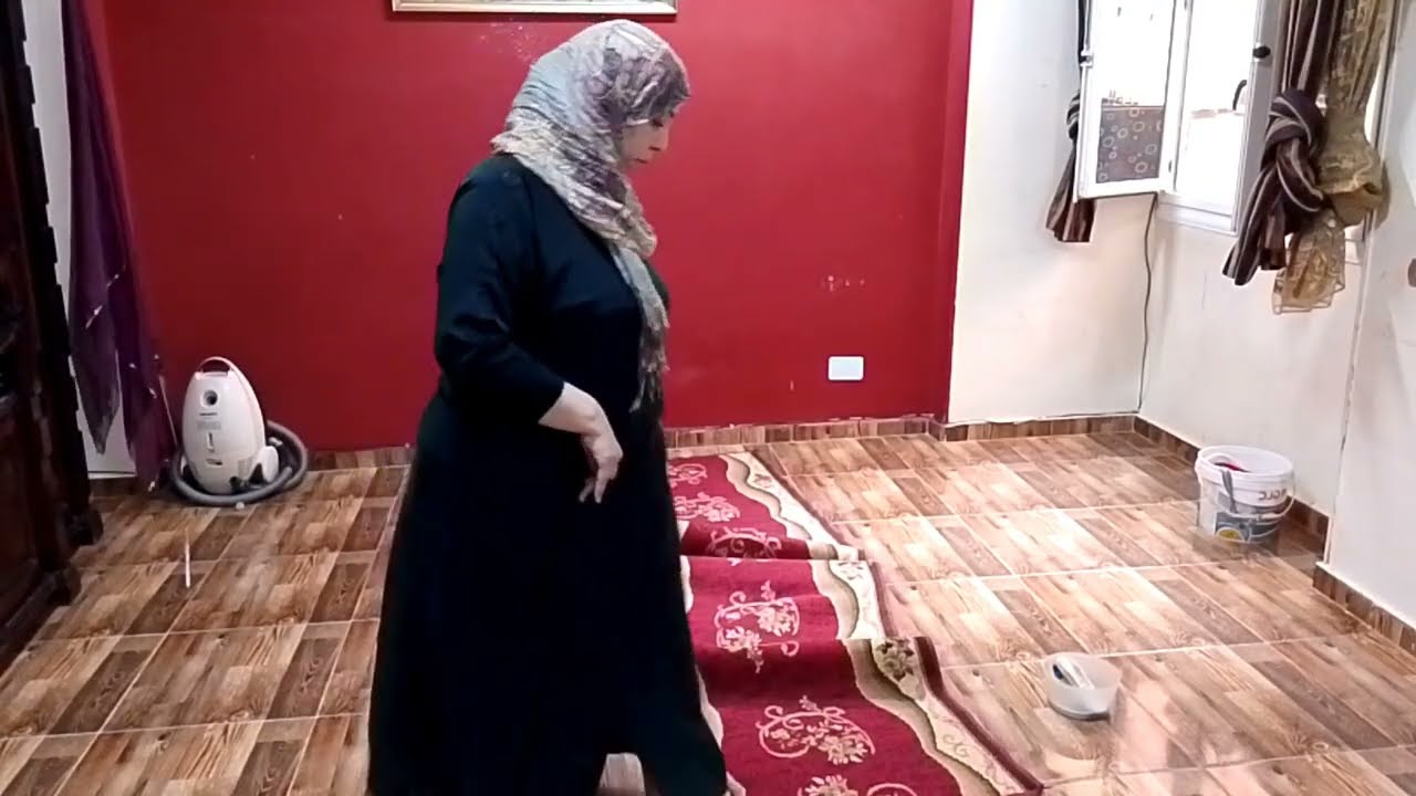 روتين تنظيف السجاد👌 ادعموني واشتركوا في القناه👍👍