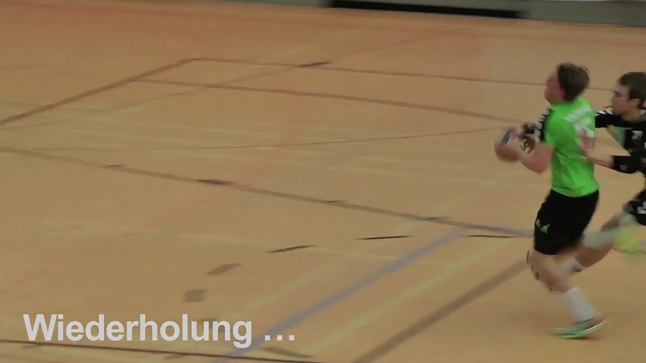 Regelfrage: Rote Karte mit Bericht?