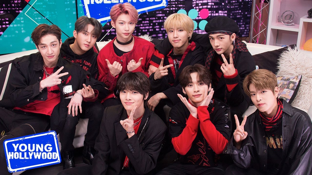 Stray Kids играют в «Правду или действие»