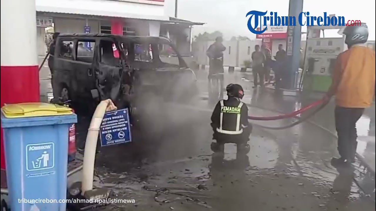 🔴 BREAKING NEWS - Mobil Minibus Terbakar Saat Isi BBM di SPBU Mandirancan Kuningan