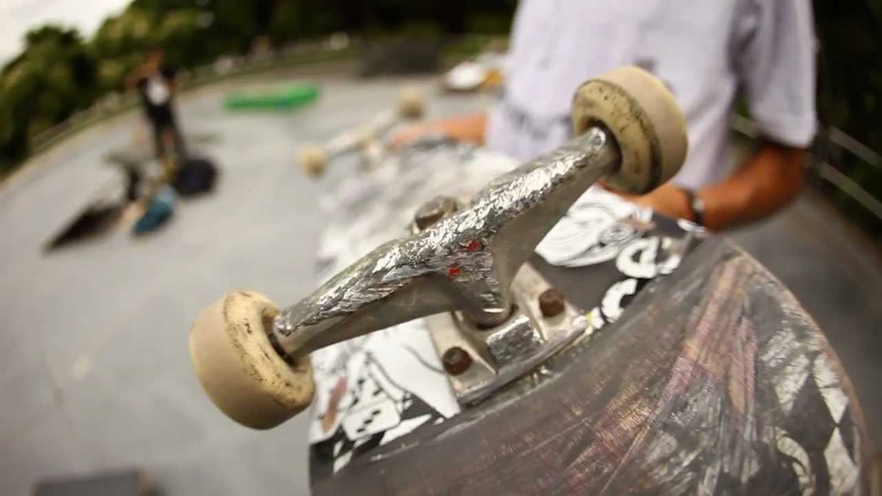 Geng Jakkarin - I Skate Because short film
