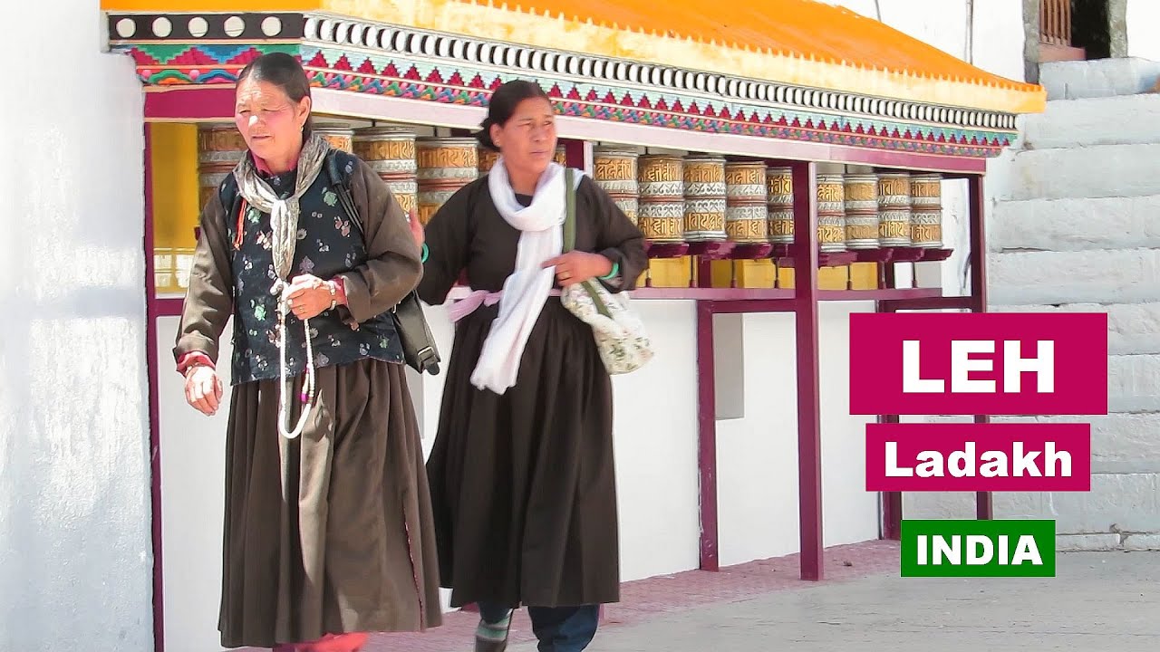 🇮🇳 Leh in Ladakh, India. Ancient silk road town.