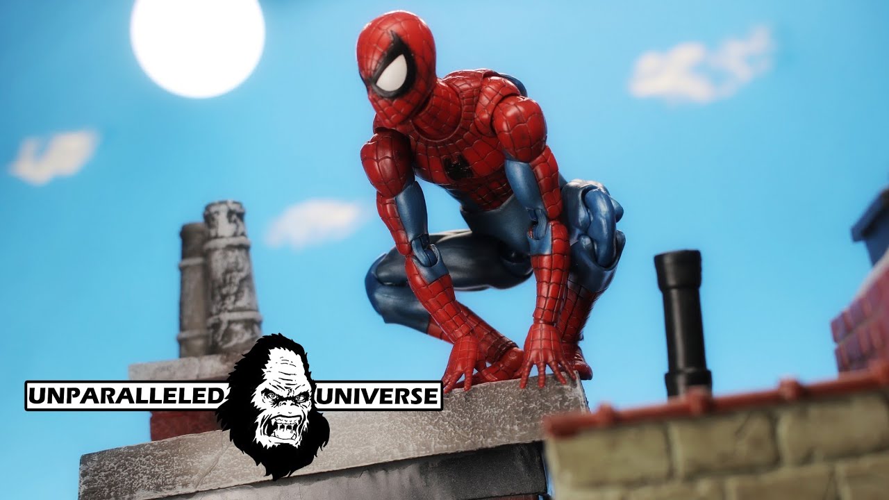 Best Spidey EVER!?! Mafex Comic Spider-Man Action Figure Review