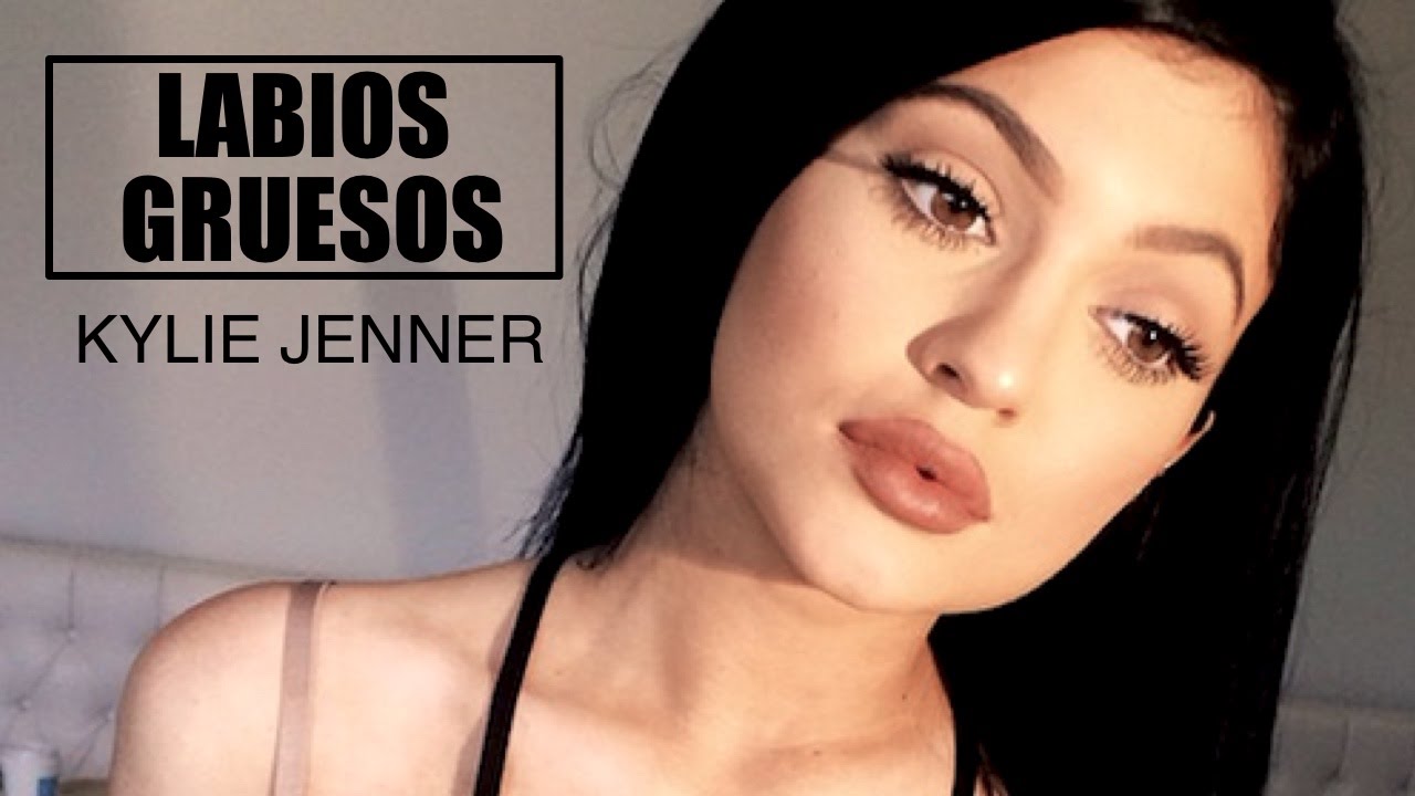 Kylie Jenner: Labios gruesos con maquillaje | Esbatt
