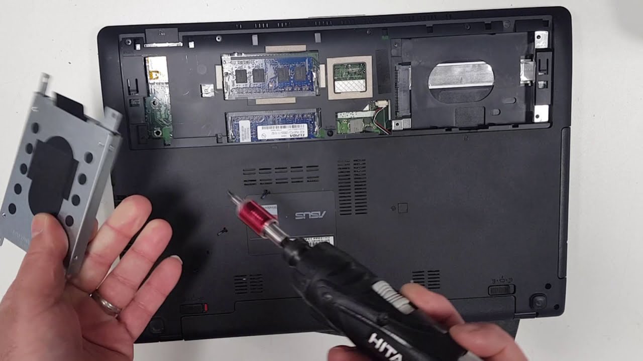 Asus S56C: tutorial for upgrade to SSD and replace RAM