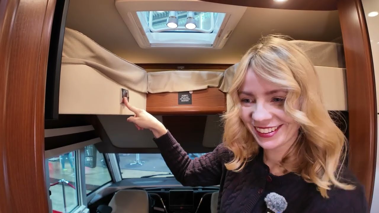 3ZKB Wohnmobil Ferienhaus. Jeanne entdeckt den Liner for Two mit Hecksitzgruppe Carthago 2026