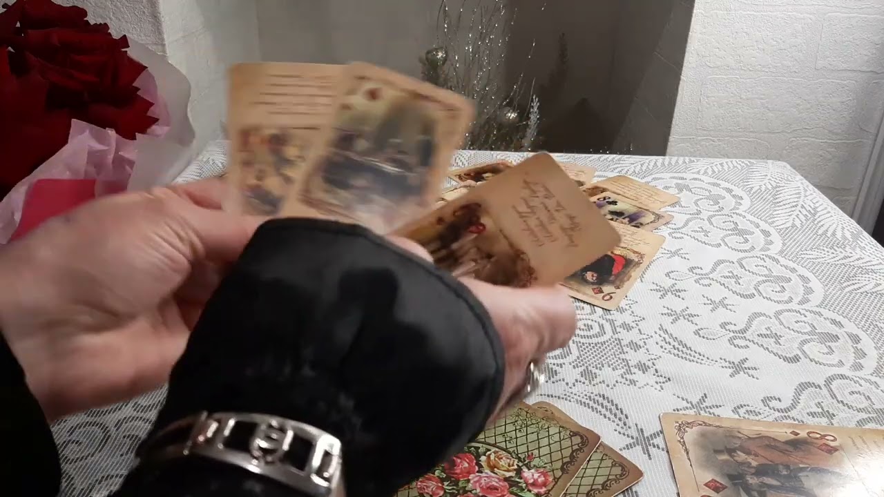 НА КОРОЛЯ ЧЕРВИ КАК ОН ТАМ ПОЖИВАЕТ