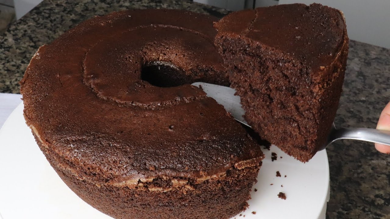 ESTE BOLO DE CHOCOLATE FICA FOFINHO E ÚMIDO, VOU TE MOSTRAR COMO FAÇO! FÁCIL DEMAIS!