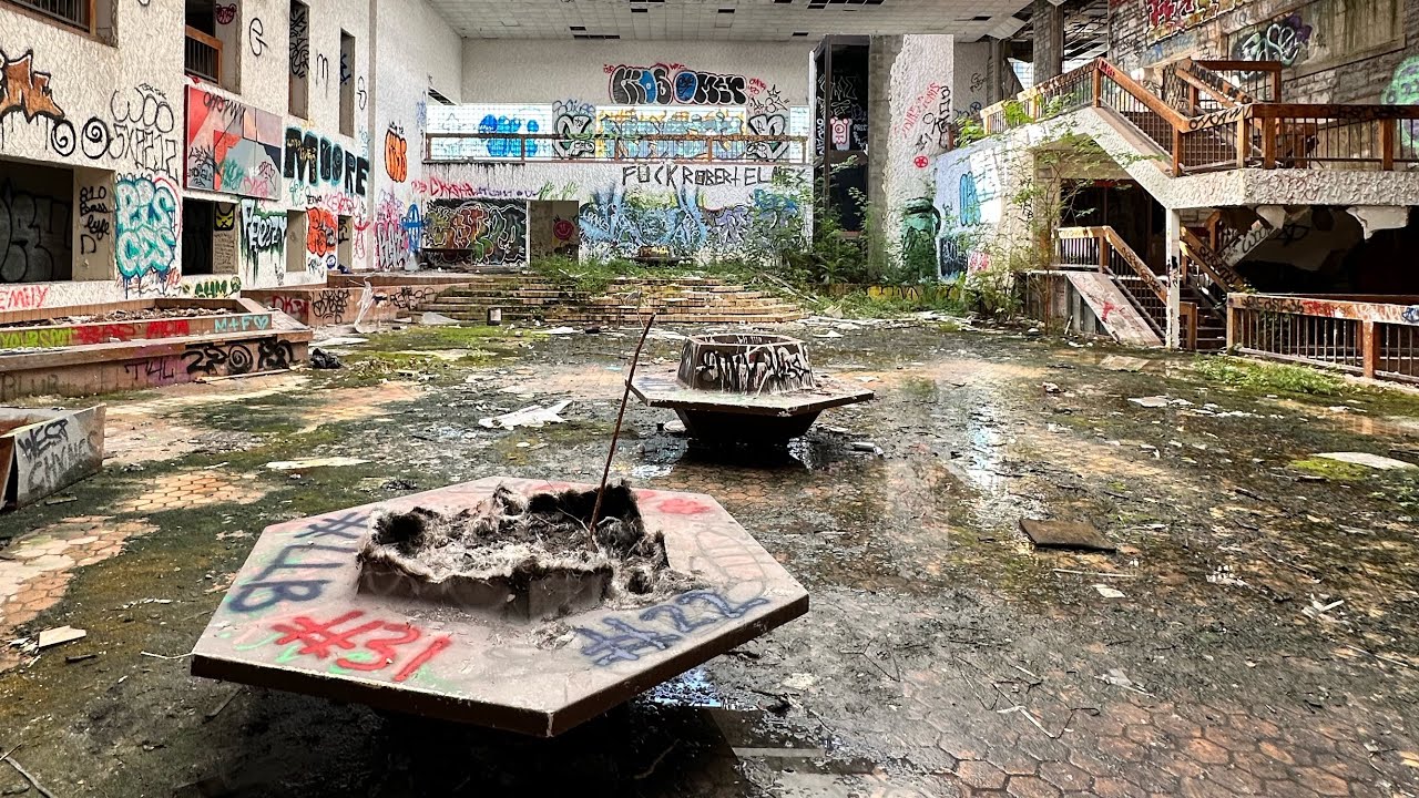📚 Abandoned College ReExplored - Highland Park Community College  #urbanex #urbanexploration