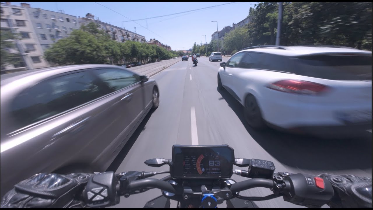 Duke 390 Group Ride in Budapest (R1, GSX-R1000, GSX-R750)