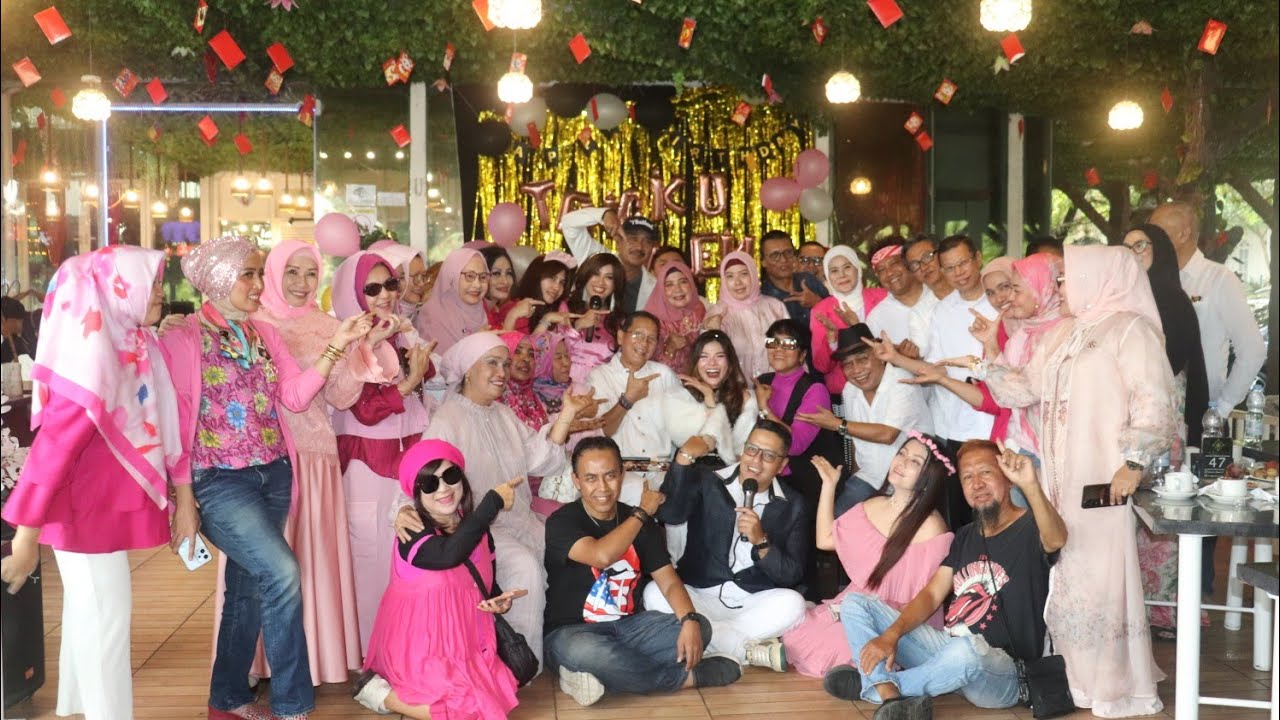 KESERUAN BIRTHDAY PARTY TENGKU CARREN DAPAT DOA SPESIAL DARI OZY SYAHPUTRA