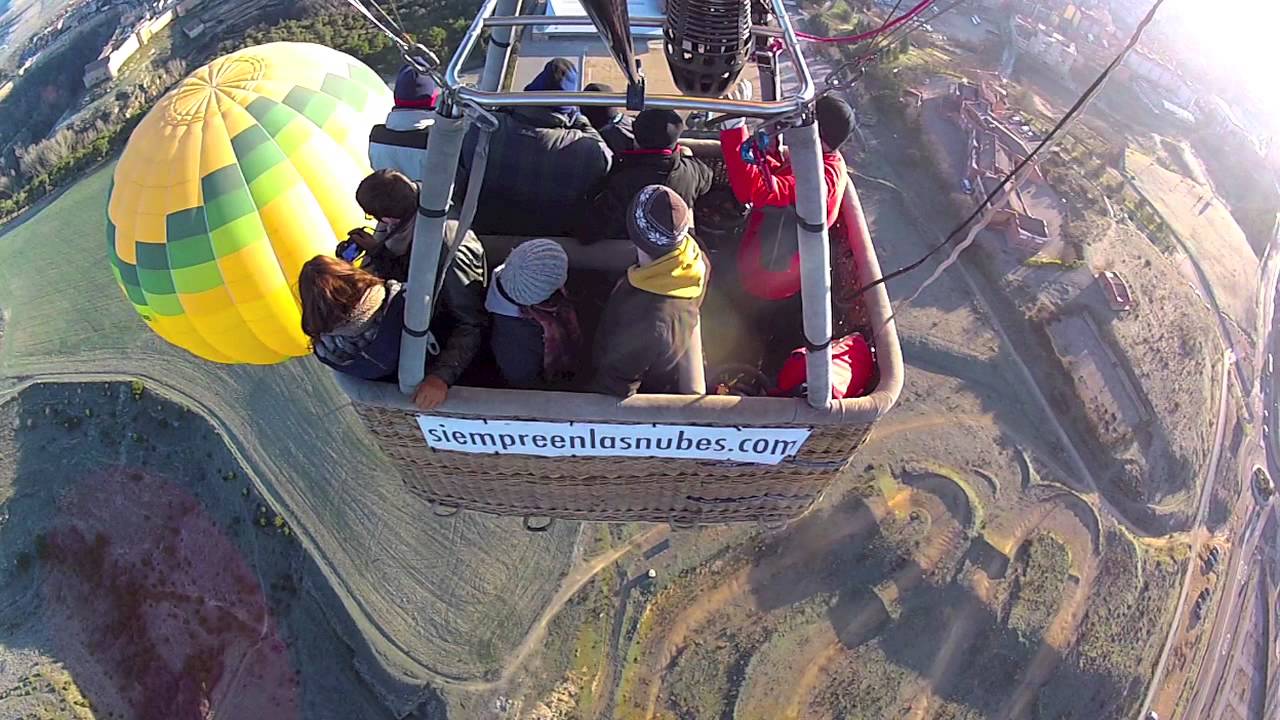 Viaje en globo aerostatico en Segovia