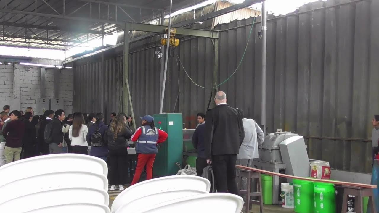 Inauguración: planta de transformación de plásticos complejos