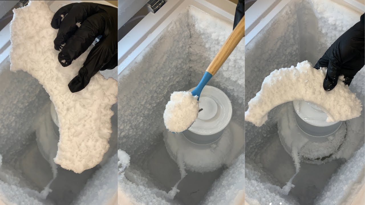 ASMR ICE | FREEZER FROST EATING ASMR ❄️ CRUNCHY ICE CHUNK | SQUEAKY SPOONFULS & HANDFULS #asmr #fyp 