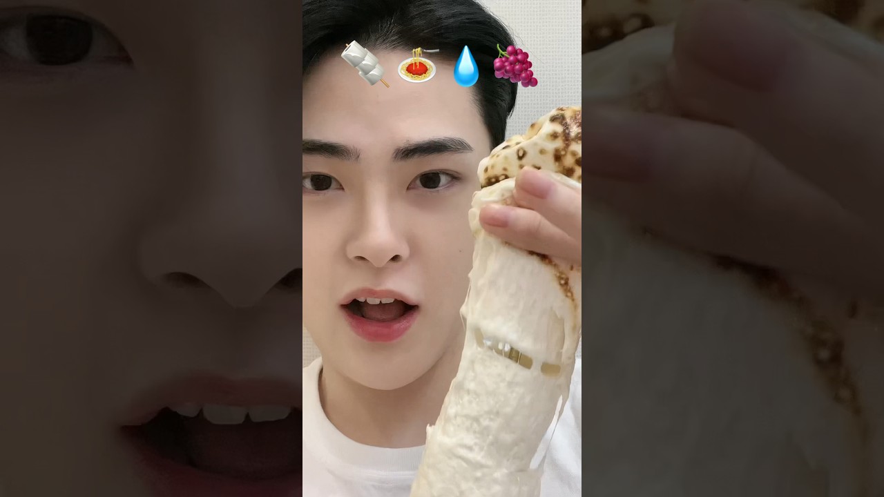 Eat emoticons in order