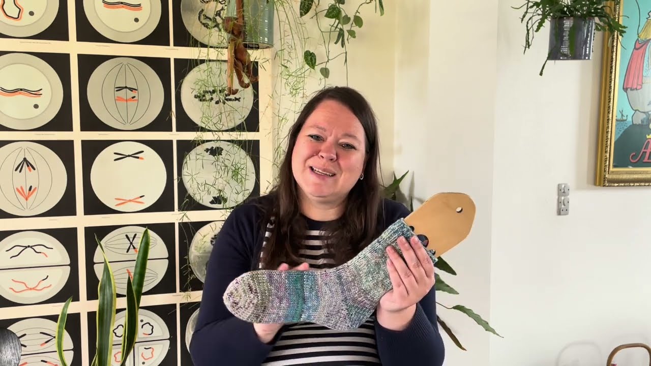 Jaffelafs strikkepodcast - strømper, restestrik og broderi