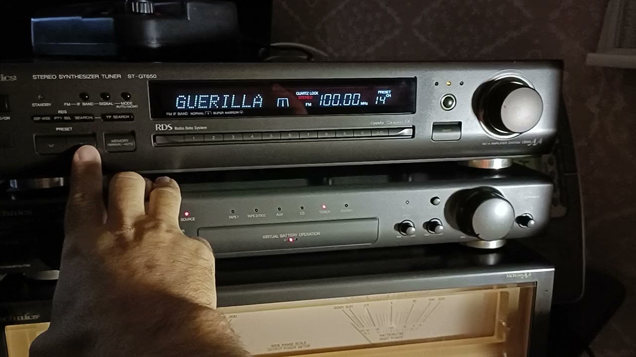 Technics  ST GT650