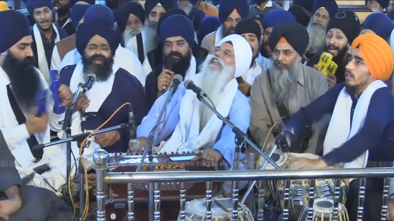ਬੀਰ ਰਸ ਕੀਰਤਨ ਅਖਾੜਾ - Mai Pekheyo Ri Oocha Mohan Sabh Te Oocha (Giani Gurdev Singh Ji Australia vale)