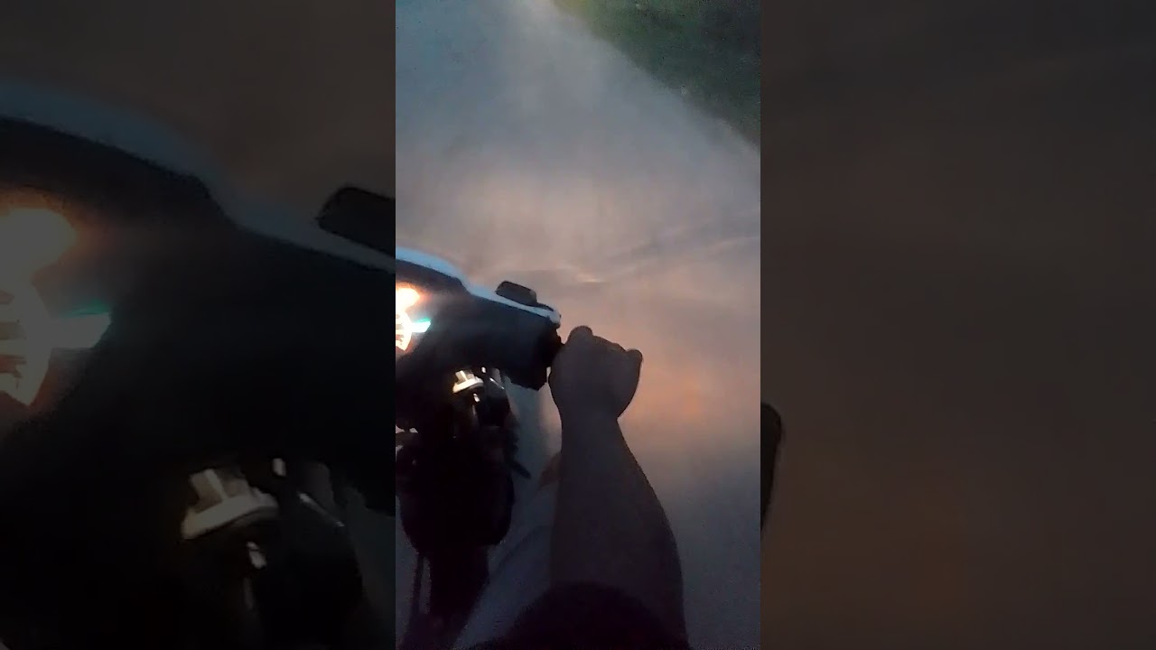 jalan parahh ini kapan dng kase bae" di tras biyas sp 1 jalan desa rusak