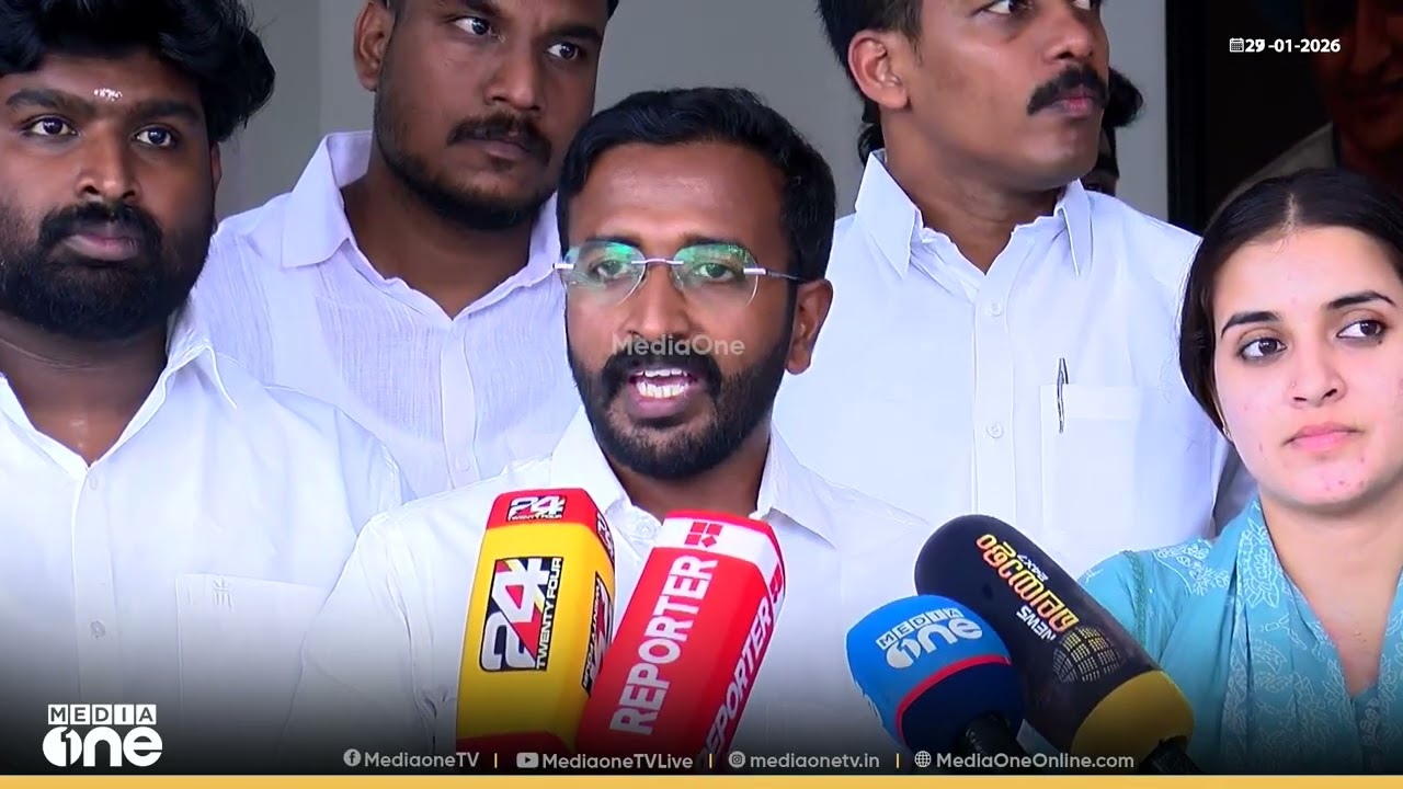 'പിണറായി വിജയന്റെ തൊഴുത്തിനു മുടക്കുന്ന പണമെങ്കിലും സർക്കാർ സ്ഥാപനങ്ങൾക്ക് മുടക്കിയിരുന്നെങ്കിൽ...'