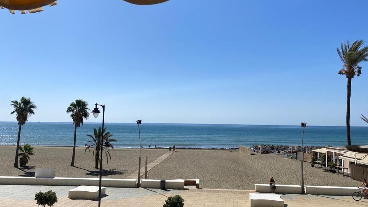 Beautiful flat with sea view in the city center | Estepona, Spain | Hotel Review ⭐