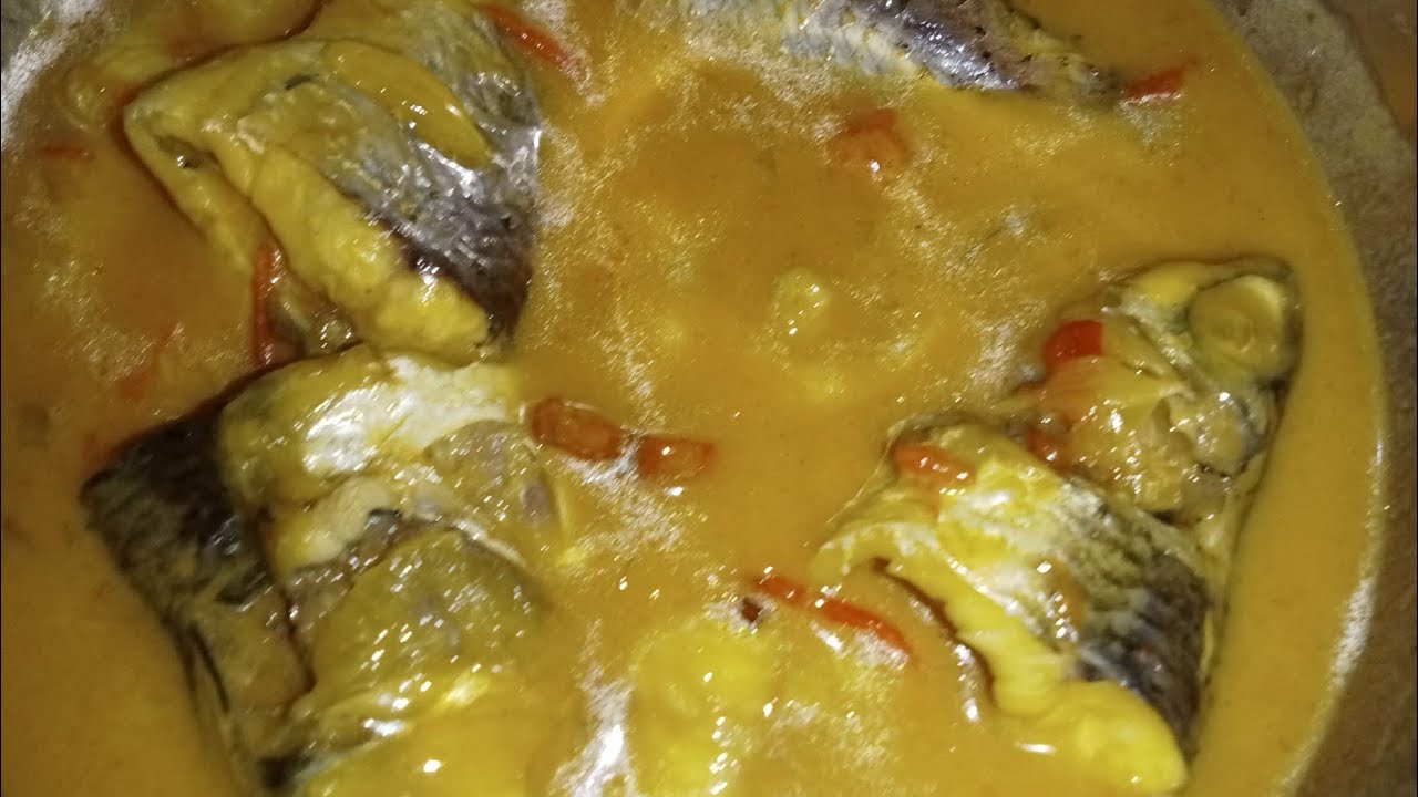 পোনা মাছের ঝোল রেসিপি | Bengali Pona Machher Jhol Recipe | Simple Fish Curry | Marias Recipe House