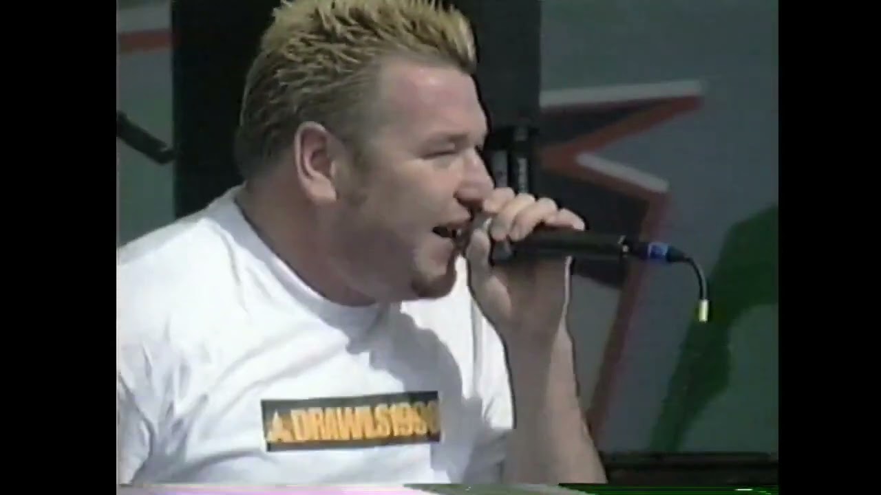 Smash mouth- walking on the sun live 1997 (Mtv?) r.i.p Steve