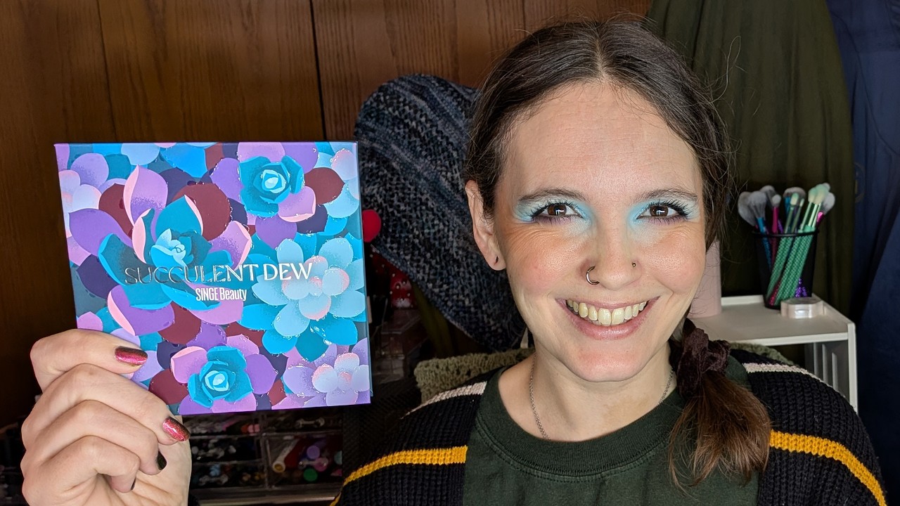 New Succulent Dew eyeshadow palette from Singe Beauty - Two Looks, Review, and Swatches!
