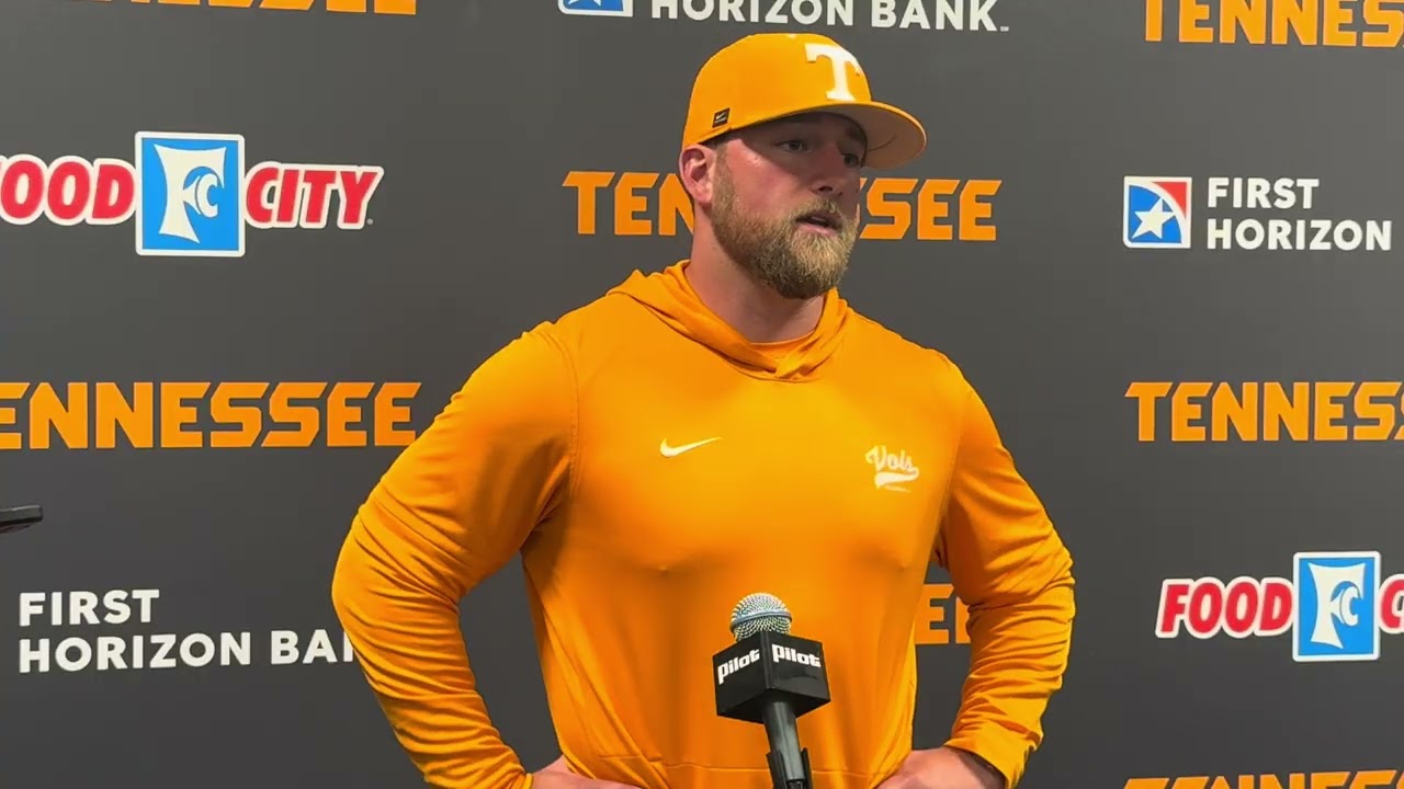 Josh Elander reacts to Tennessee baseball's loss to Wright State in series finale
