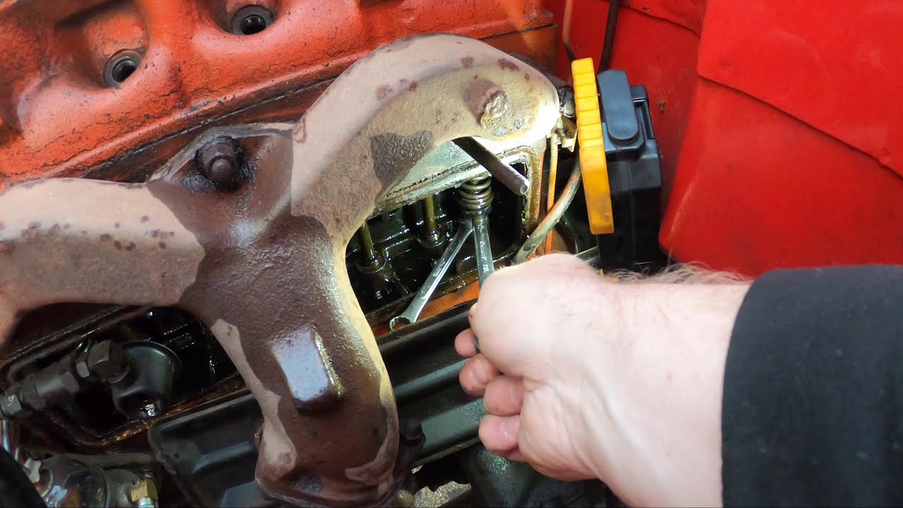 1953 Willys Jeep Sticky Exhaust Valves Part I