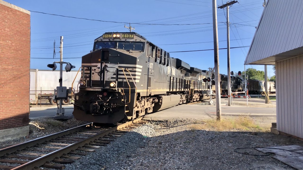 Train Splits The Buildings & Drops The Signal!  Muncie Indiana Trains!  Norfolk Southern Grain Train