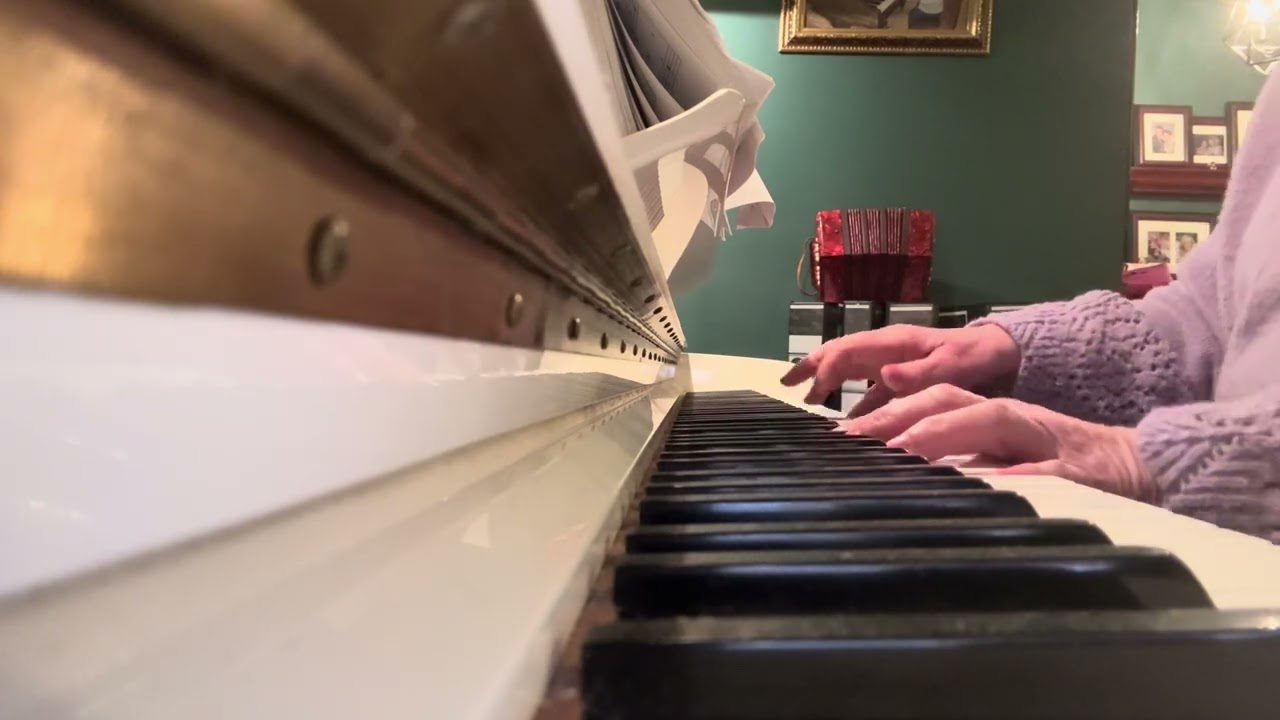 🎶🎹 Won’t You Be My Neighbor (from Mr. Rogers Neighborhood) 🎹🎶