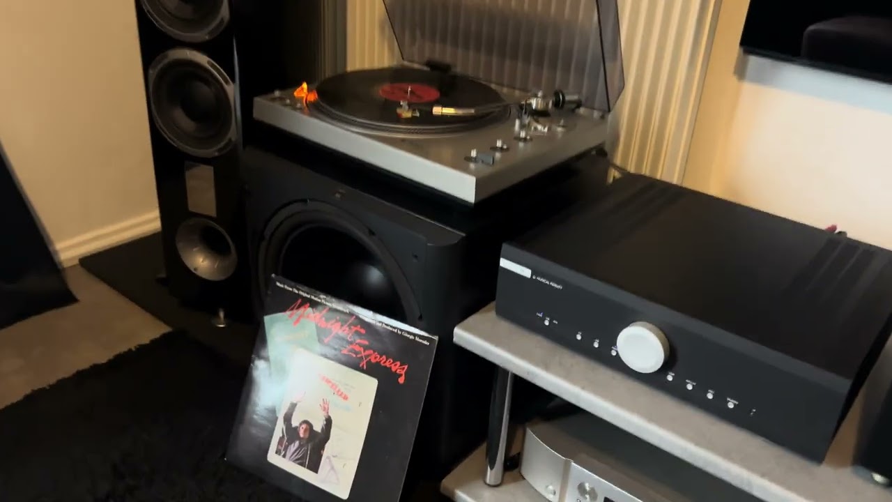 Technics sl 1300 & Triangle Magellan Cello 2 & Musical Fidelity M6si