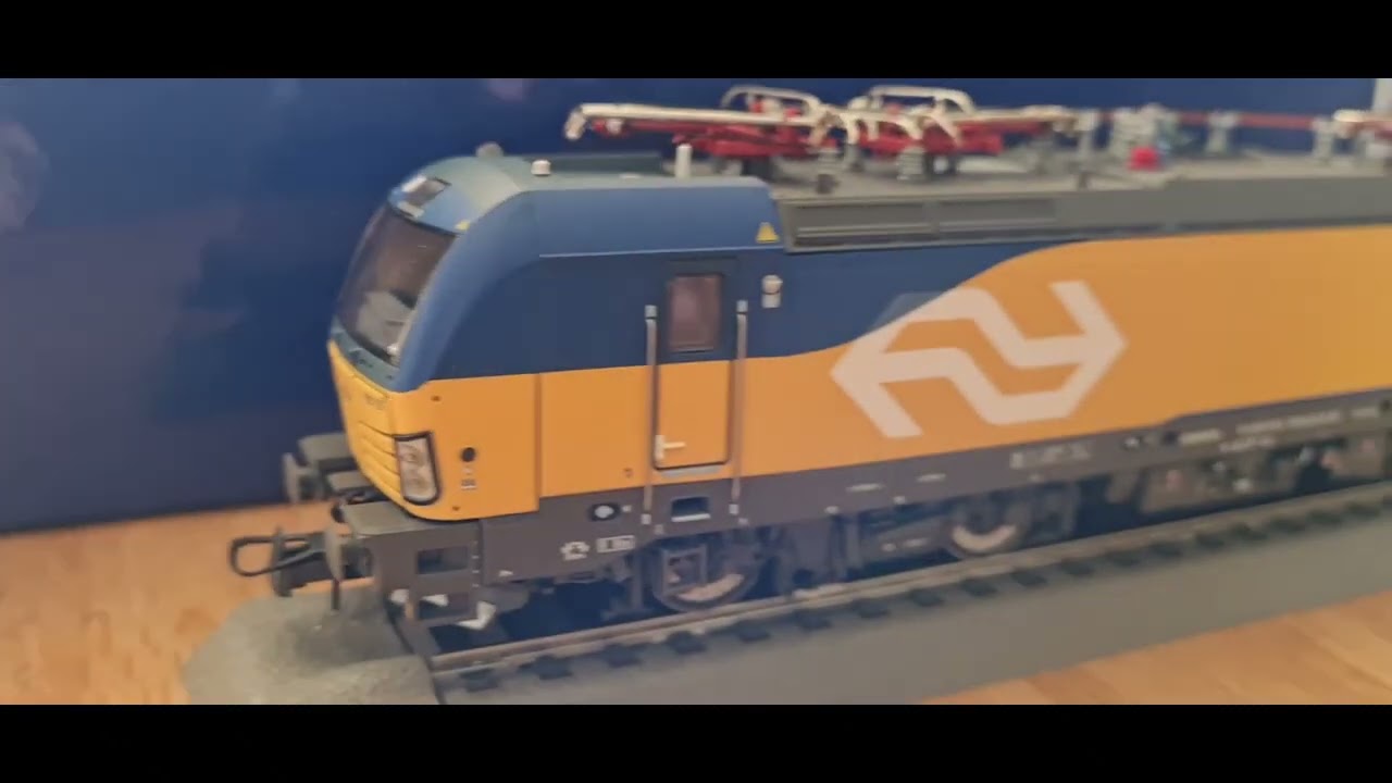 Unboxing Roco 71974 759-80 dcc H0 NS Nightjet Vectron