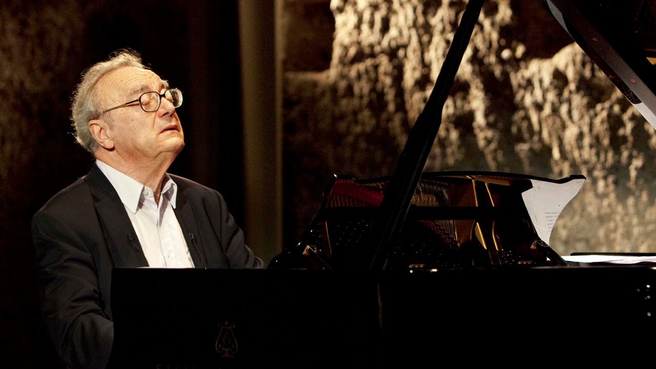 Haydn Piano Sonata No. 60 in C major - Brendel (Live, 1981)