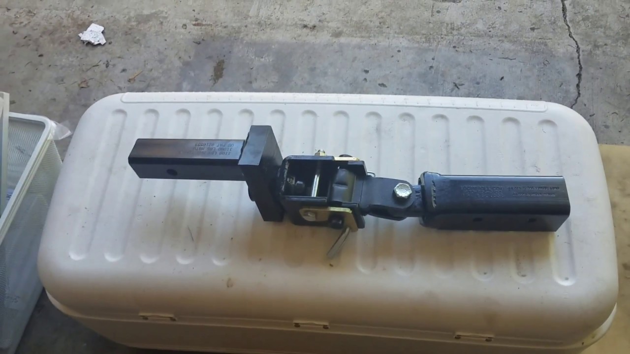 Review of the Lock 'N' Roll off road trailer hitch.