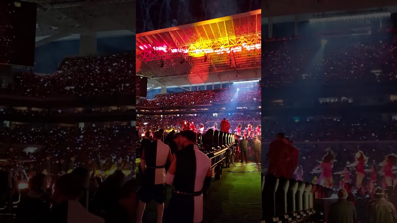 Super Bowl Halftime from the field