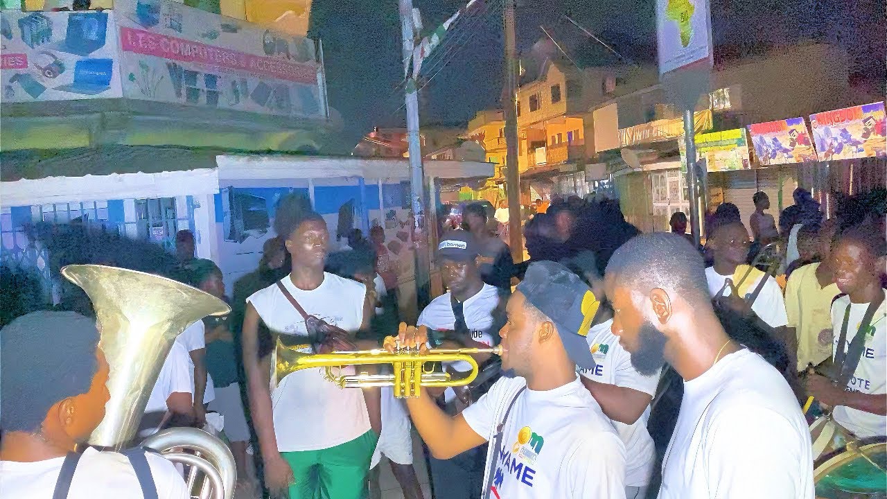 EVERGREEN MOVEMENT BAND 🔥🔥🔥💚💚 GREEN WAVE CELEBRATION FLOAT @10 LAST HOUR