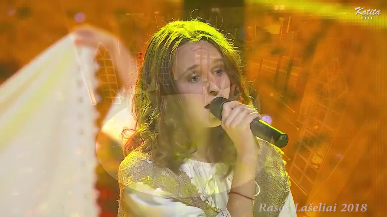 Justė Dumčiūtė ir ,,Vėtrungė'' ,,Palinko liepa''  ,,Rasos Lašeliai 2018''